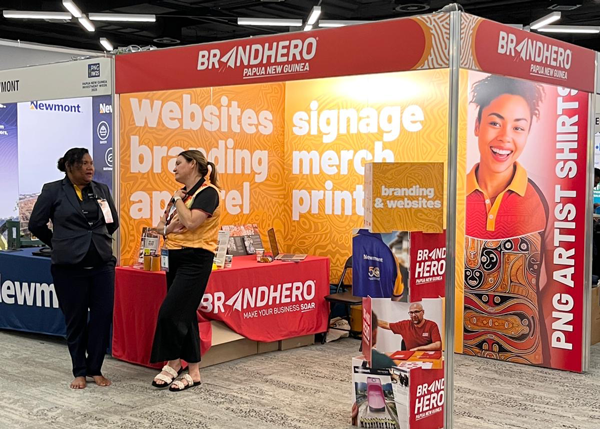 What Conference Signage Needs to Do in a Busy Room